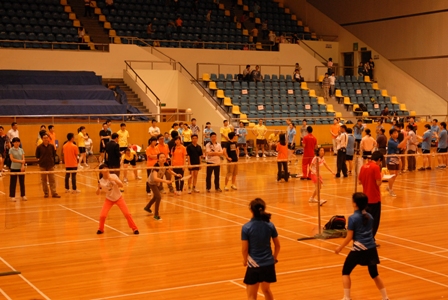 高研院代表队参加上海分院“春华杯”羽毛球赛